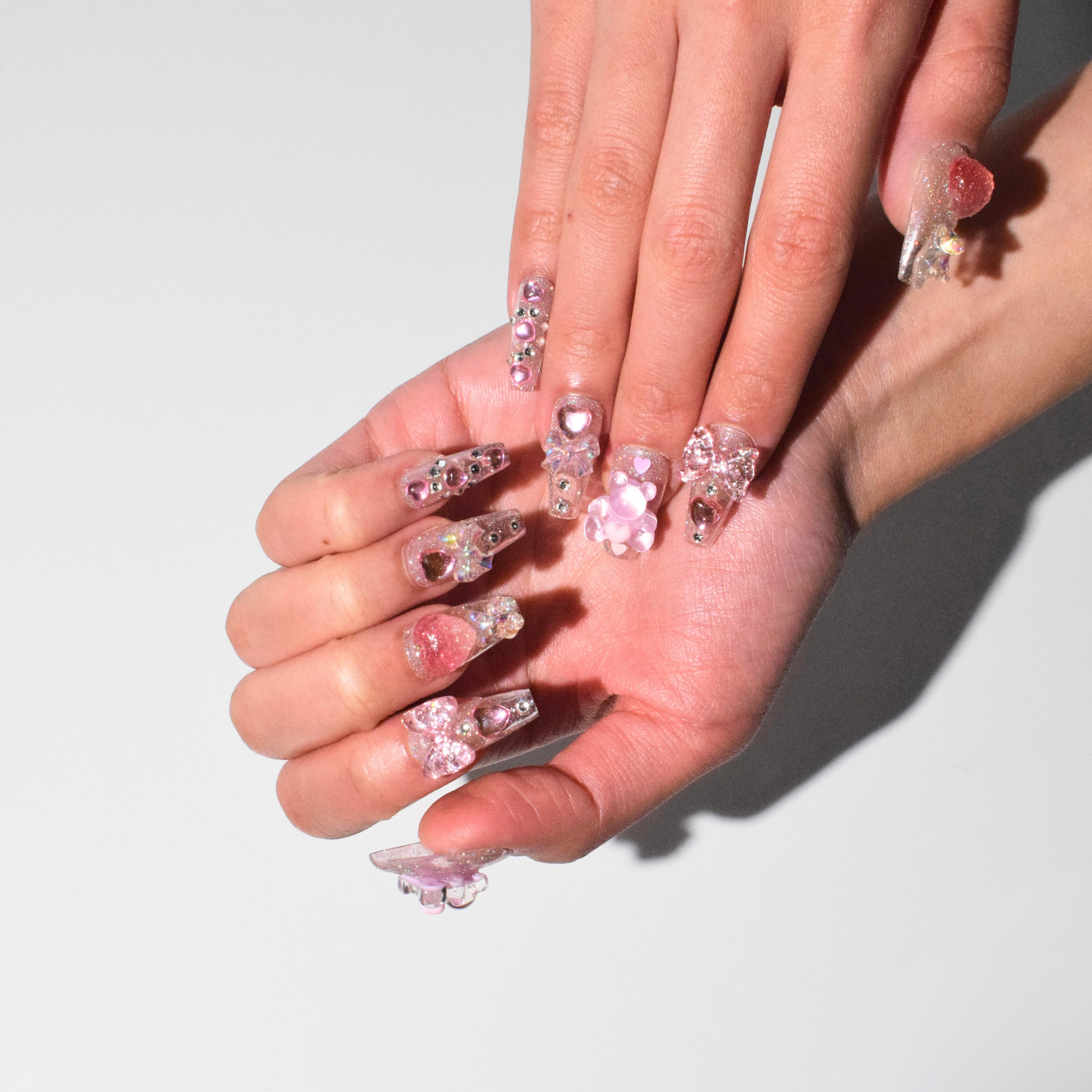 STRAWBERRY GUMMY BEAR